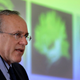 Study author Robert Stern stands by bran scans at a meeting in 2016 (Image: AP)